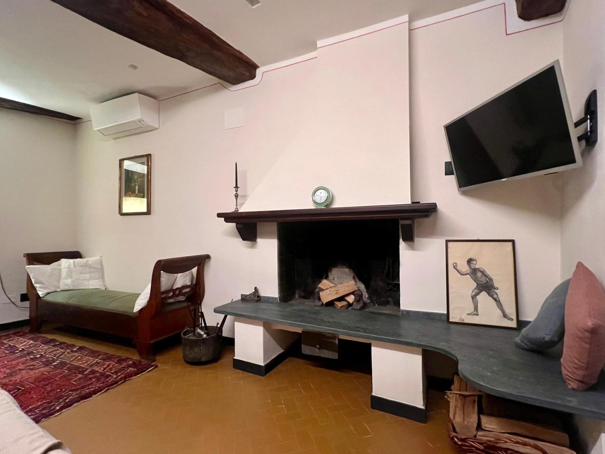 Casa E Mansarda Delle Mura Ameglia Exterior foto